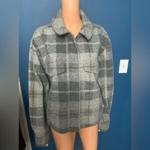 Old Navy Gray Plaid Utility Jacket